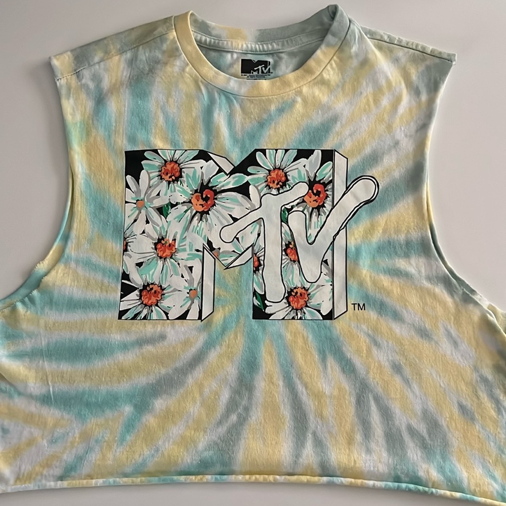MTV Tie Dye Cropped Tee Blue Yellow Size L